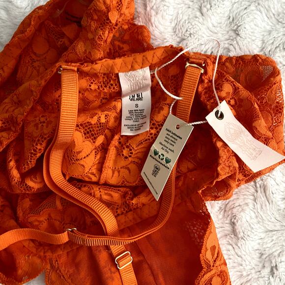 NEW Free People HAH Burnt Orange Comin' in HAHt Lace Floral Romantic Bodysuit S - Picture 6 of 7